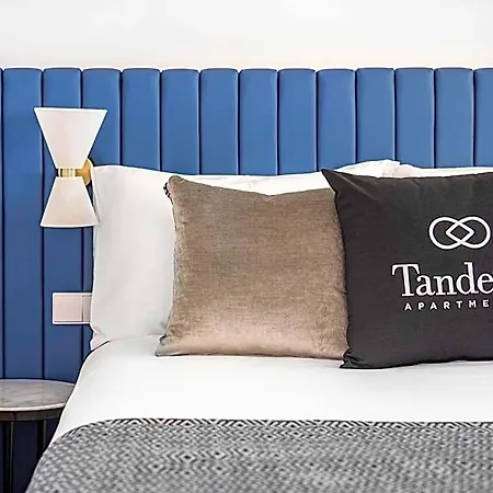 Tandem Palacio Alfama *